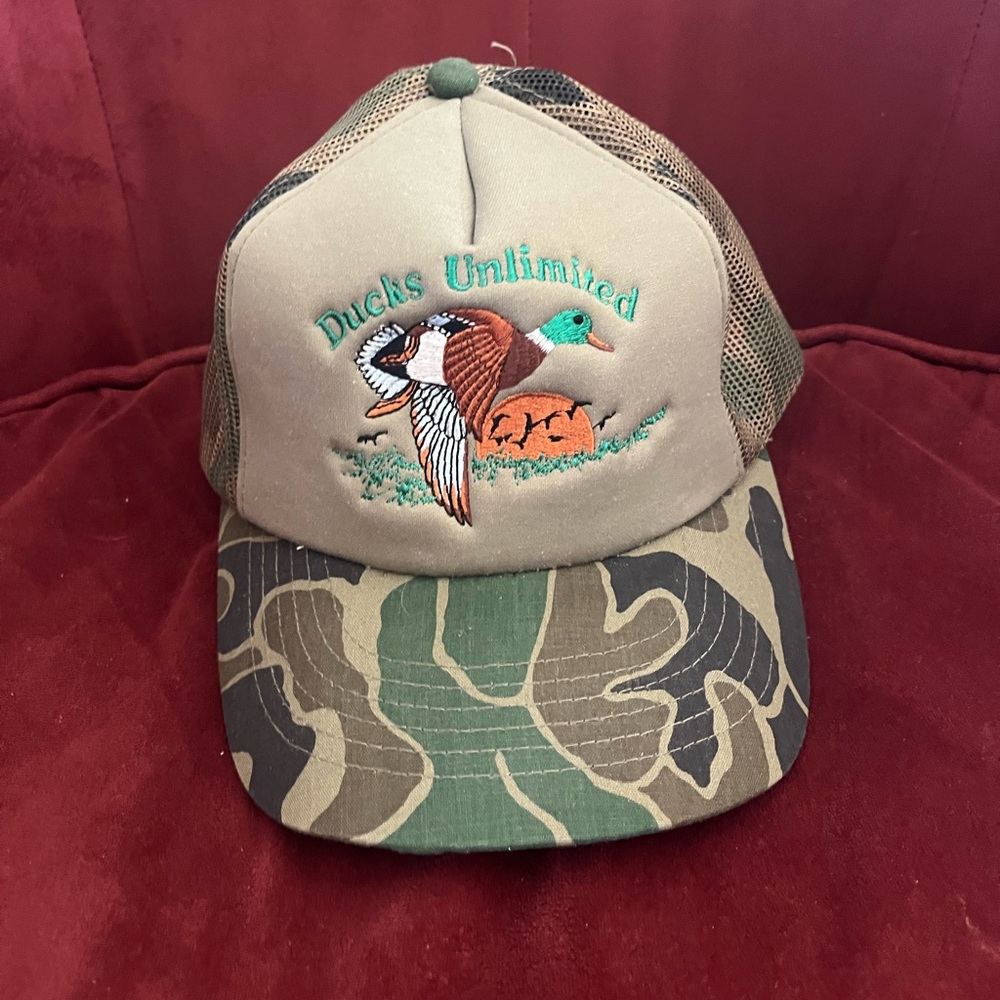 Vintage camo hat
